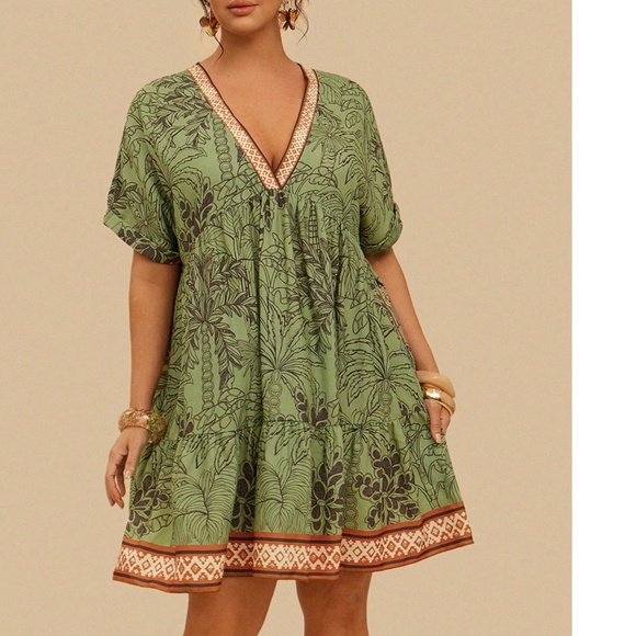 Boho Tropical Print V neck Short Sleeve Ruffle hem Dress - Picture 2 of 3